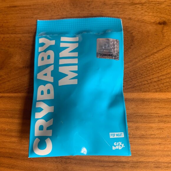 Pop Mart Pop Bean Cry Baby Mini blind bag - Picture 1 of 3